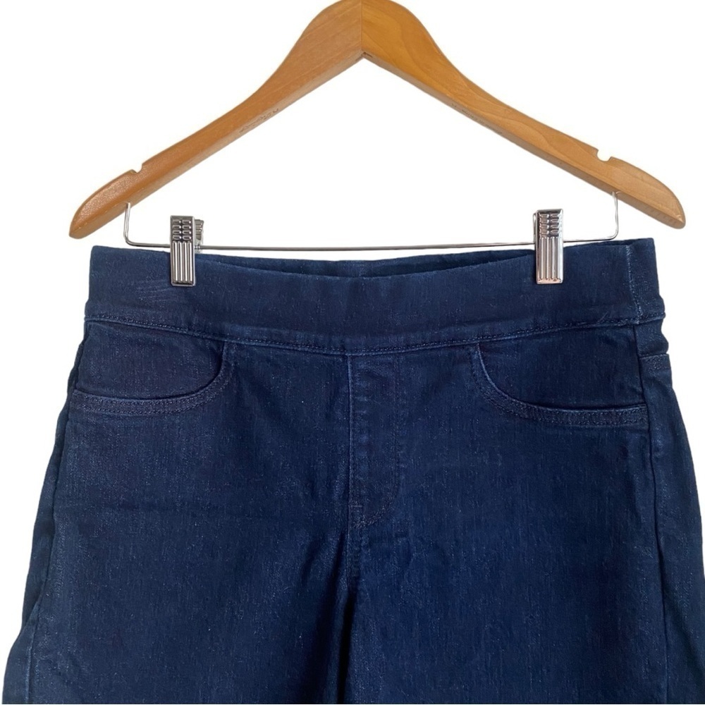 NYDJ Lift and Tuck Pull On Shorts I Size: 6 - Picture 4 of 8